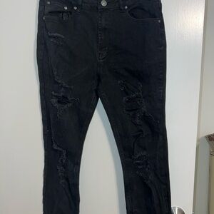Almost Famous Black Denim Distressed Jeans Juniors Size 11 Inseam 25” High rise